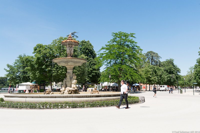 20160607_160407 D4S.jpg - Parque de Retiro, Marid.